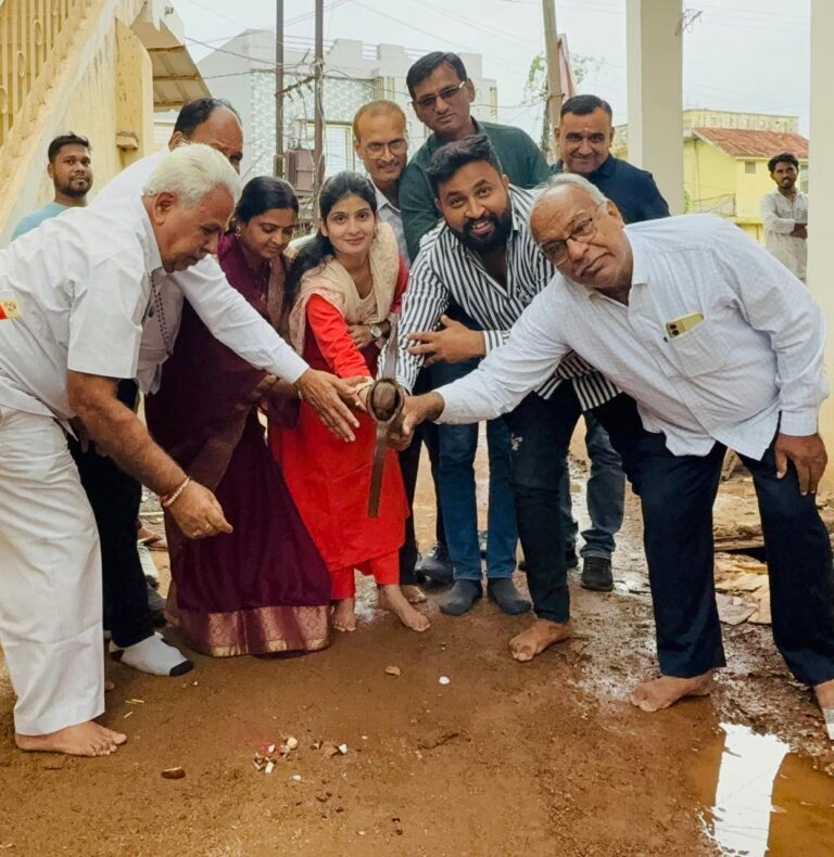 तिल्दा-नेवरा में सीसी रोड निर्माण की शुरुआत, वार्डवासियों ने जताया आभार